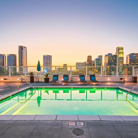 Downtown Escape - 2Br W Skyline Views & Hot Tub Apartamento Los Angeles Exterior foto