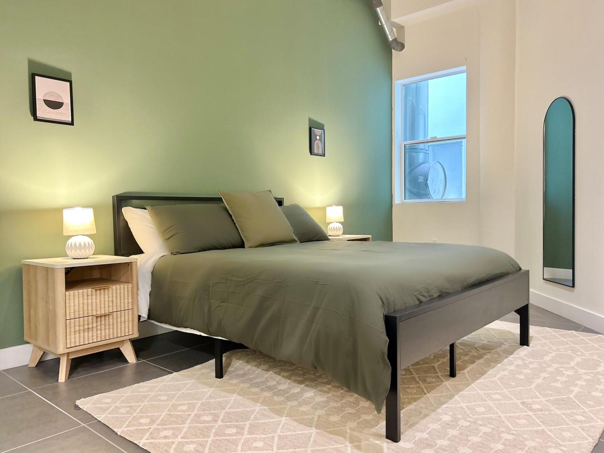 Downtown Escape - 2Br W Skyline Views & Hot Tub Apartamento Los Angeles Exterior foto
